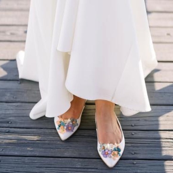 New Pokemaoke x BHLDN Alta 3D Flowers 6 Ivory Satin Floral Slingback Formal - Picture 2 of 12